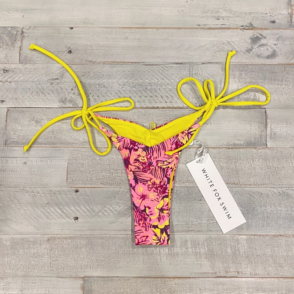 White Fox Boutique Suns Out Bikini Bottoms
